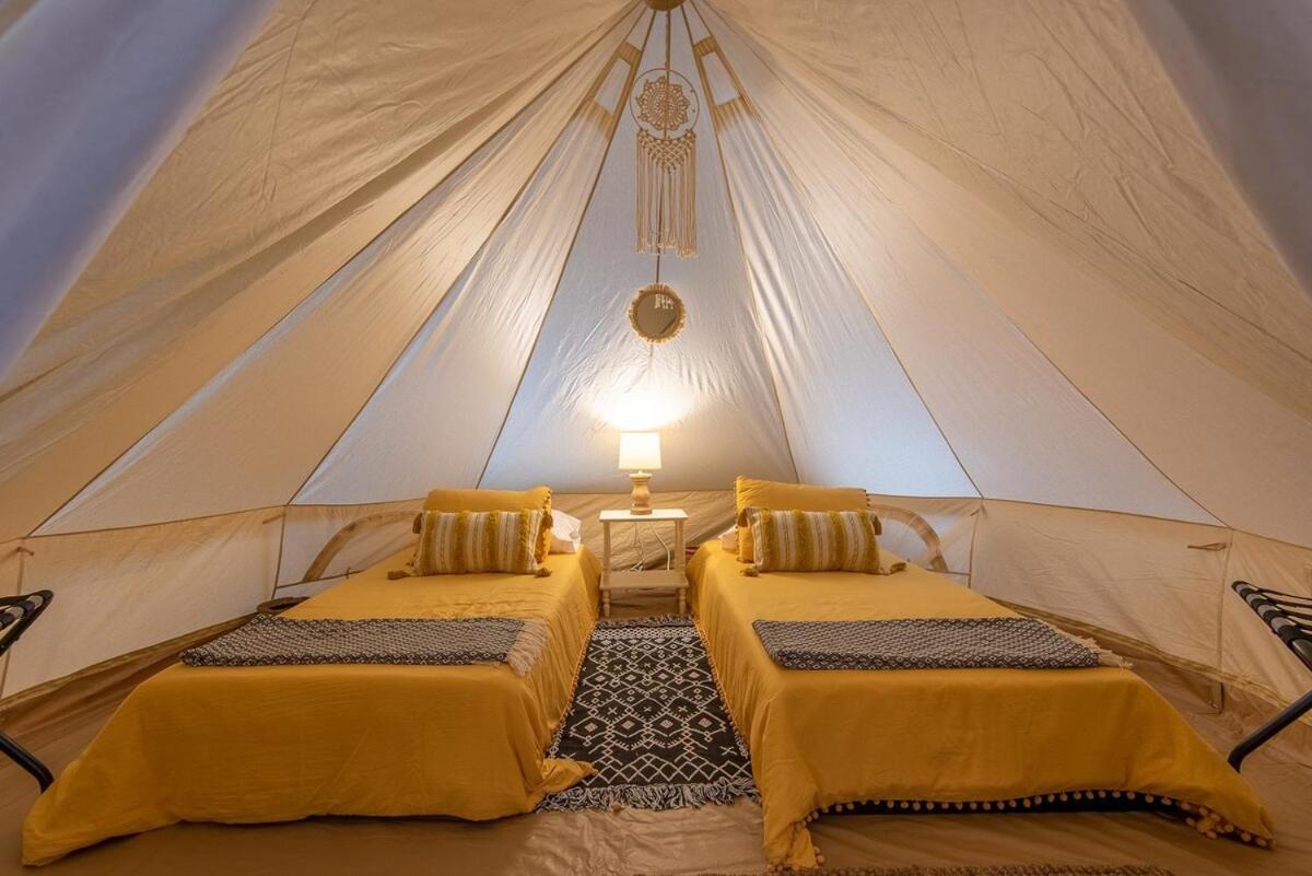 Experience Stay At The Glamping Loft Lake Geneva - Group Stays - 12 Stylish Tent Suites - Kitchen & Bar المظهر الخارجي الصورة